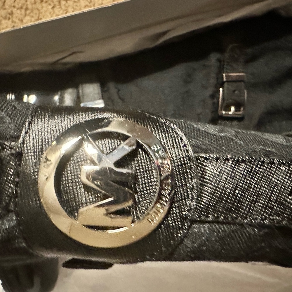 Michael Kors snow / rain boots - Picture 7 of 12